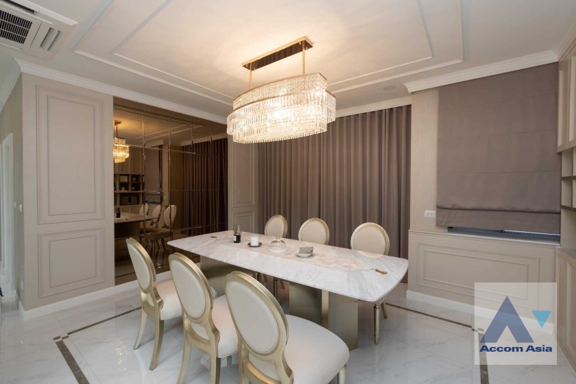 8  4 br House For Sale in Samutprakan ,Samutprakan  at House AA36367