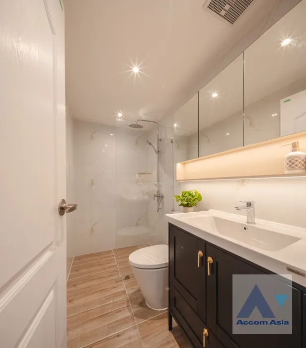 14  2 br Condominium for rent and sale in Sathorn ,Bangkok BRT Nararam 3 - BTS Chong Nonsi at Fortune Condo Town AA36382