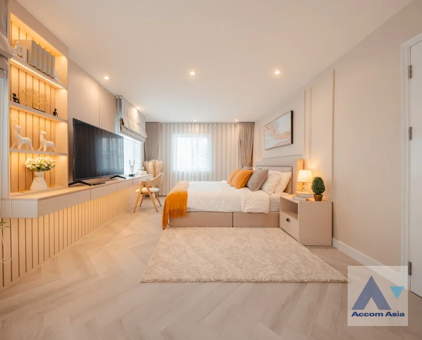 6  2 br Condominium for rent and sale in Sathorn ,Bangkok BRT Nararam 3 - BTS Chong Nonsi at Fortune Condo Town AA36382