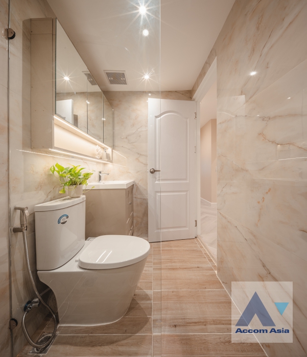 12  2 br Condominium for rent and sale in Sathorn ,Bangkok BRT Nararam 3 - BTS Chong Nonsi at Fortune Condo Town AA36382