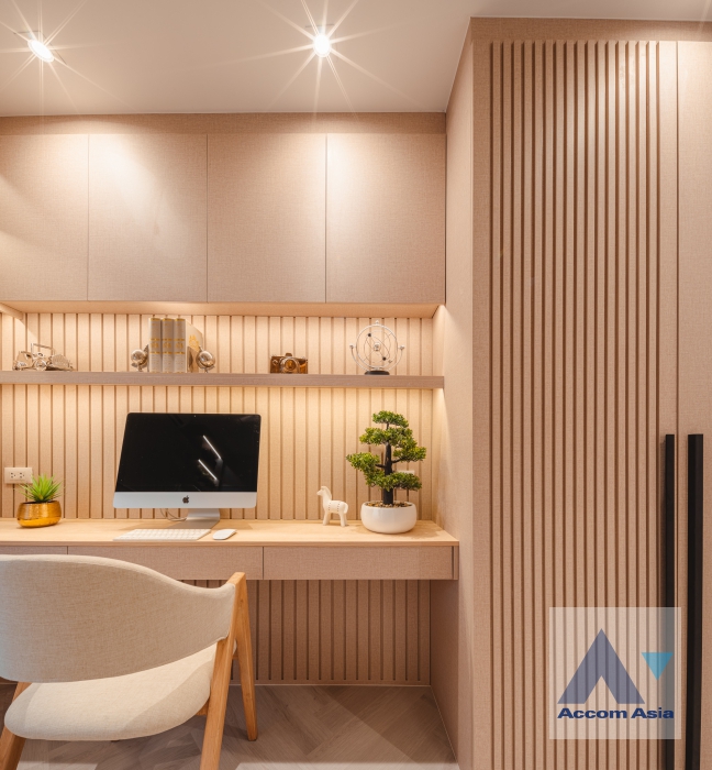 10  2 br Condominium for rent and sale in Sathorn ,Bangkok BRT Nararam 3 - BTS Chong Nonsi at Fortune Condo Town AA36382