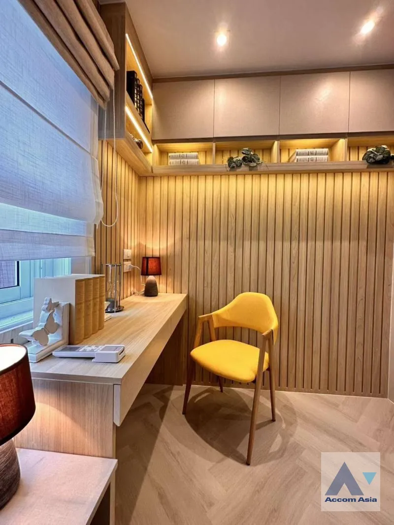 6  3 br Condominium for rent and sale in Sathorn ,Bangkok BRT Nararam 3 - BTS Chong Nonsi at Fortune Condo Town AA36383