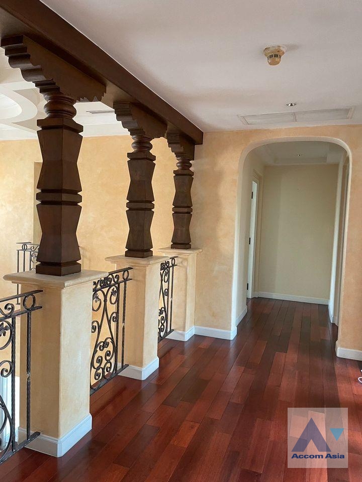 6  4 br House For Rent in Samutprakan ,Samutprakan  at Southern California AA36389