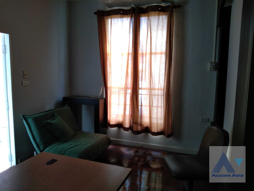 6  3 br House For Sale in Pattanakarn ,Bangkok ARL Hua Mak at House AA36391