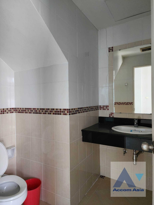 14  3 br House For Sale in Pattanakarn ,Bangkok  at House AA36397