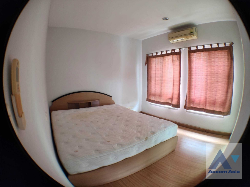 7  3 br House For Sale in Pattanakarn ,Bangkok  at House AA36397
