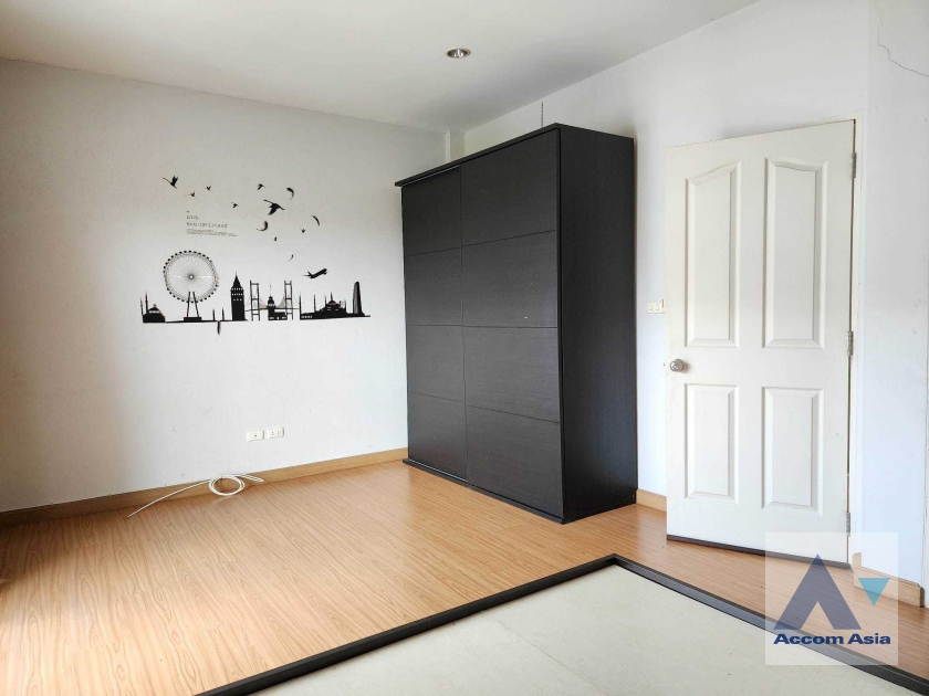 11  3 br House For Sale in Pattanakarn ,Bangkok  at House AA36397