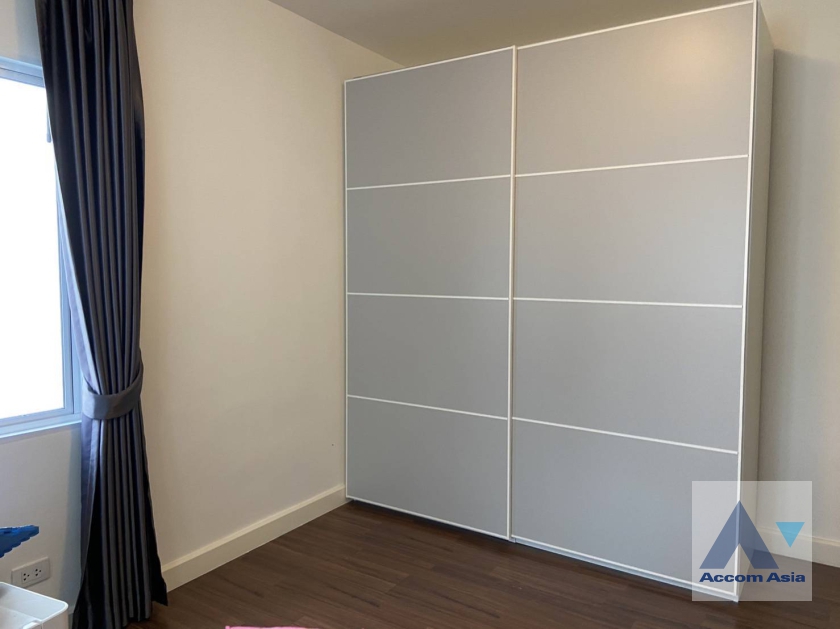 4  3 br Townhouse For Rent in Pattanakarn ,Bangkok BTS On Nut at Town Avenue Srinagarin AA36418