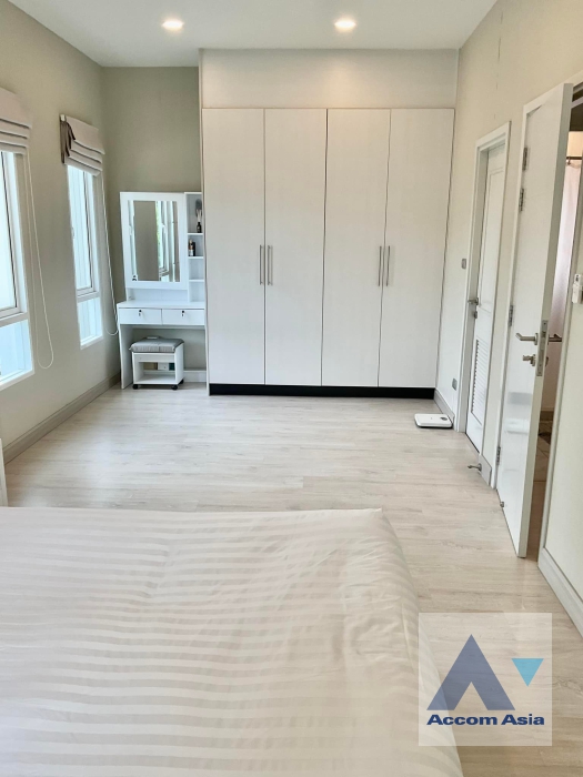 6  3 br House For Sale in Samutprakan ,Samutprakan  at House AA36426