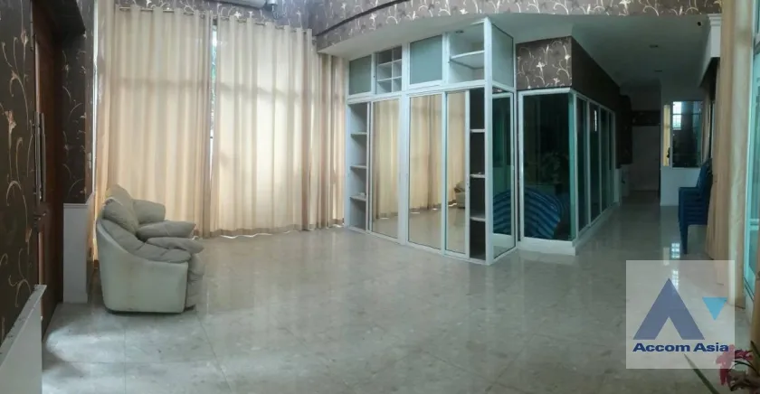 unit 5 Bedrooms  House For Rent & Sale in Latkrabang, Bangkok  near ARL Ban Thap Chang (AA36435)