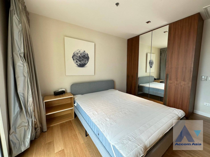 6  2 br Condominium for rent and sale in Silom ,Bangkok MRT Silom - BTS Sala Daeng at The Legend Saladaeng AA36440