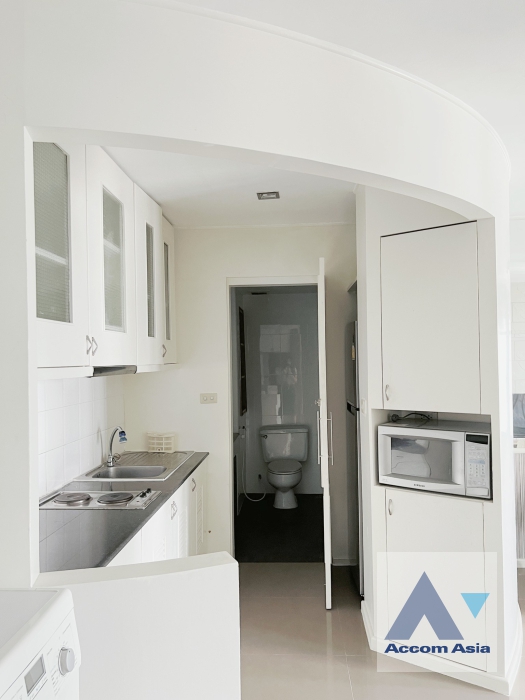 5  1 br Condominium For Sale in Silom ,Bangkok BTS Chong Nonsi at Silom Suite AA36455