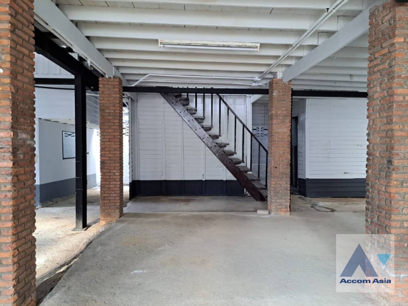 16  House for rent and sale in Sukhumvit ,Bangkok BTS Ekkamai AA36473