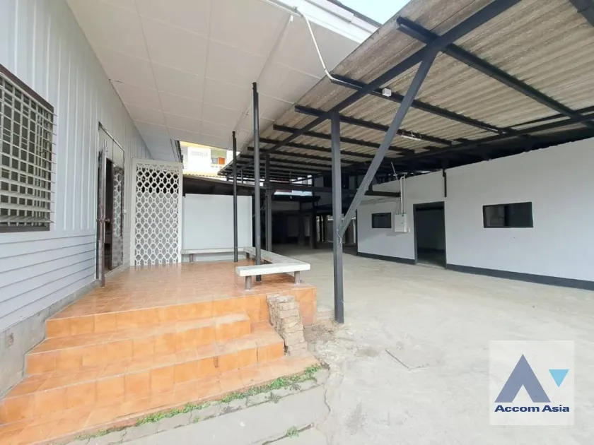 unitHome Office |  House For Rent & Sale in Sukhumvit, Bangkok  near BTS Ekkamai (AA36473)