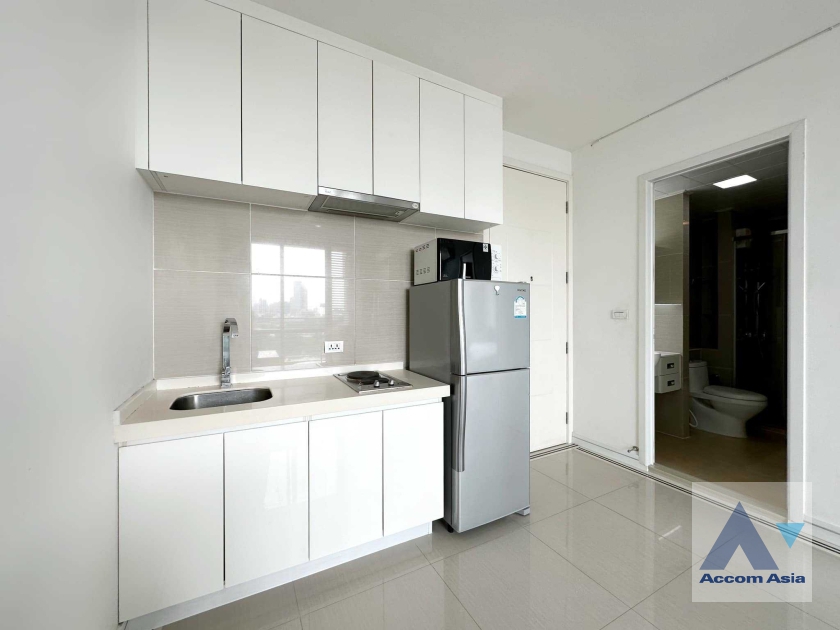 5  1 br Condominium for rent and sale in Ratchadaphisek ,Bangkok MRT Rama 9 at TC Green Condominium AA36479