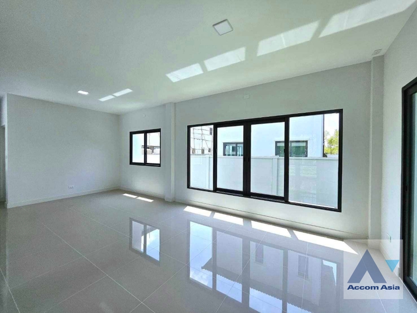 6  3 br House For Sale in Samutprakan ,Samutprakan  at Grande Pleno Sukhumvit - Bangna AA36484