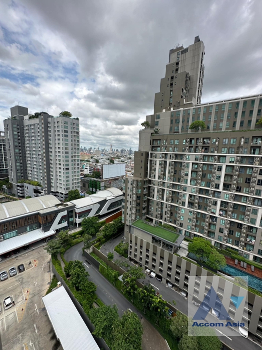 12  2 br Condominium For Rent in Ratchadaphisek ,Bangkok MRT Sutthisan at XT Huaikhwang  AA36486