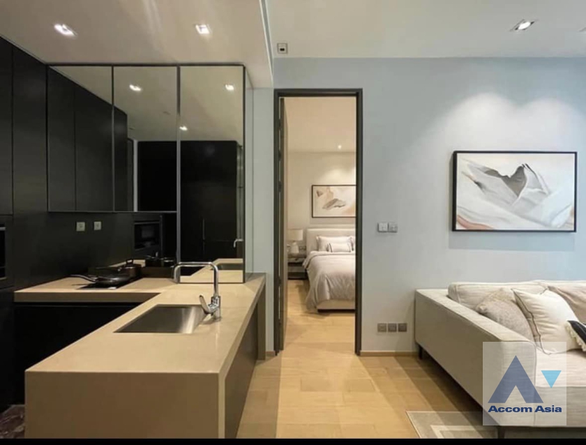 5  1 br Condominium For Rent in Ploenchit ,Bangkok BTS Chitlom at 28 Chidlom AA36489