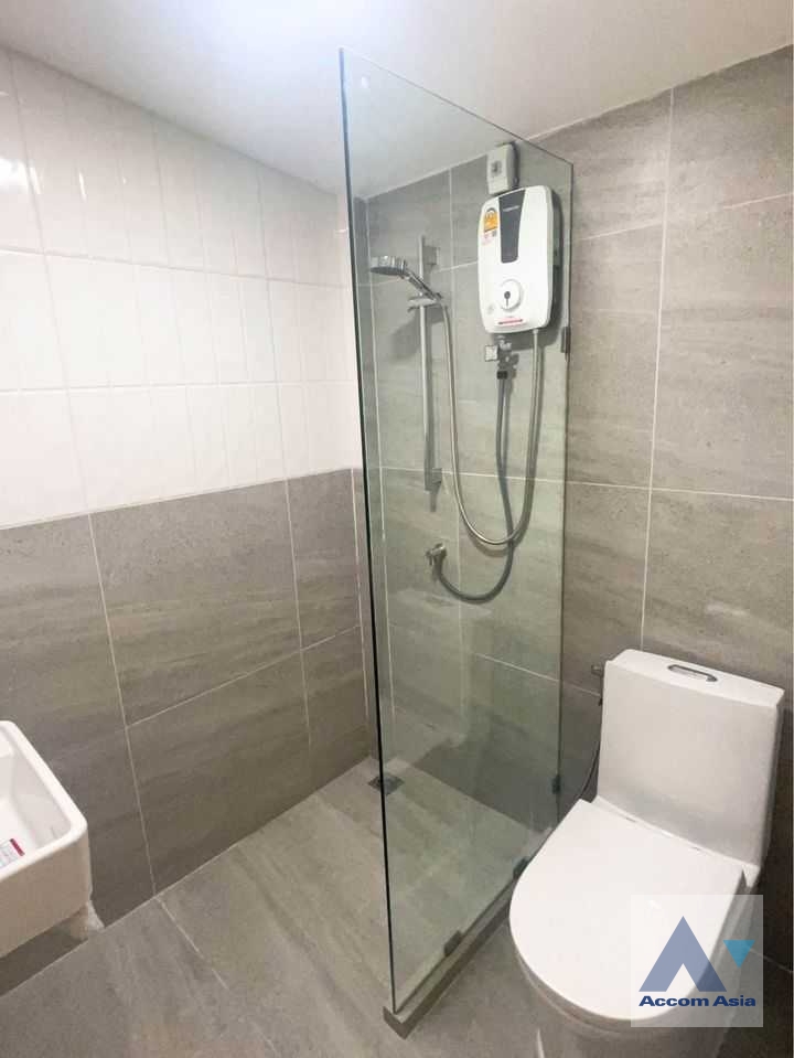 4  Building For Rent in Sathorn ,Bangkok BTS Saint Louis AA36496