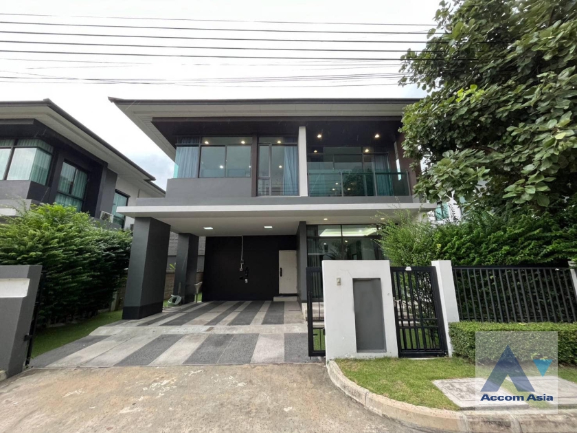  2  3 br House For Rent in Ramkhamhaeng ,Bangkok  at Setthasiri Krungthep Kreetha 1  AA36497