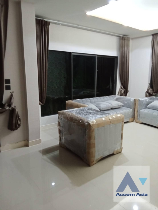  1  3 br House For Rent in Ramkhamhaeng ,Bangkok  at Setthasiri Krungthep Kreetha 1  AA36497