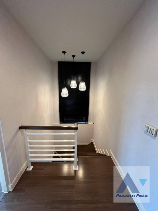 10  3 br House For Rent in Ramkhamhaeng ,Bangkok  at Setthasiri Krungthep Kreetha 1  AA36497