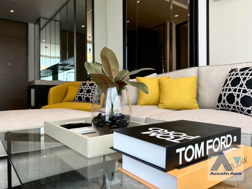 6  1 br Condominium For Rent in Ploenchit ,Bangkok BTS Chitlom at 28 Chidlom AA36501