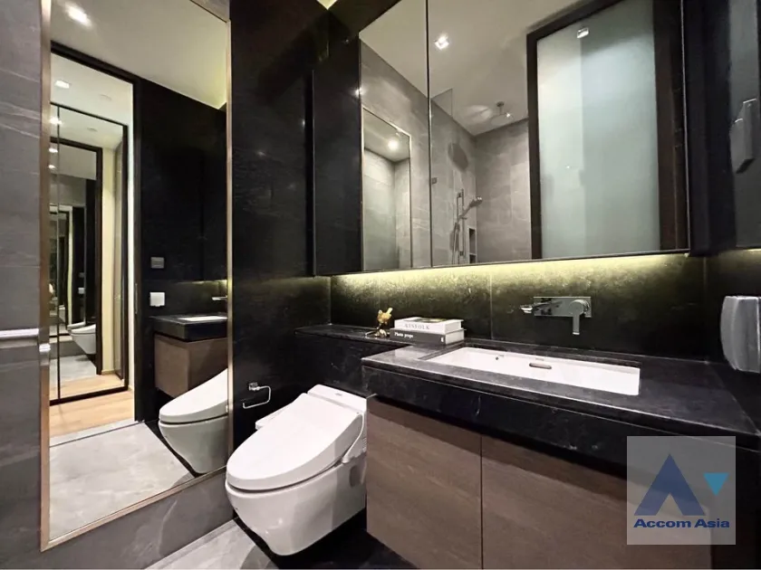 16  1 br Condominium For Rent in Ploenchit ,Bangkok BTS Chitlom at 28 Chidlom AA36501