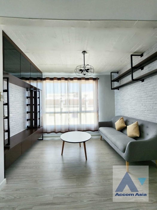  1  2 br Condominium For Sale in Ratchadaphisek ,Bangkok MRT Sutthisan at C Style Condo AA36510