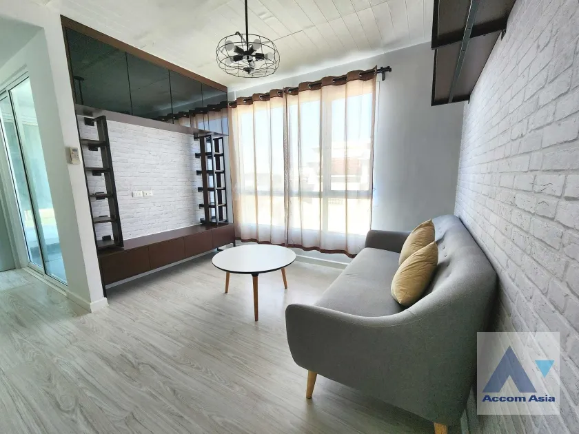unitC Style Condo
