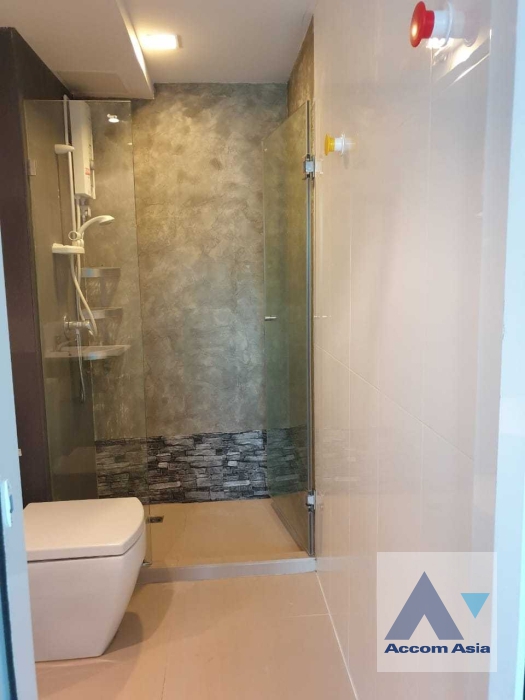 11  2 br Condominium For Sale in Ratchadaphisek ,Bangkok MRT Sutthisan at C Style Condo AA36510