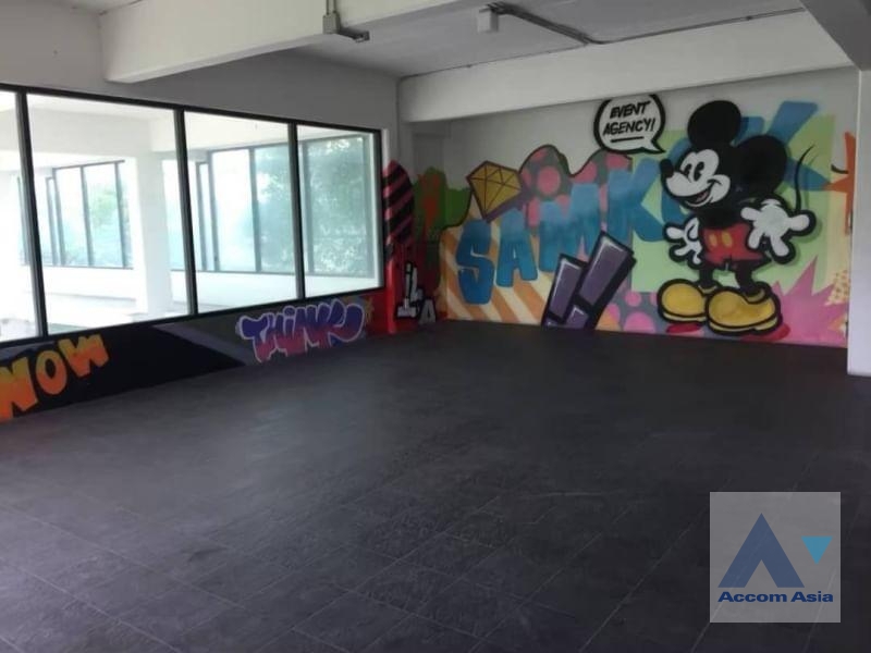  1  Building for rent and sale in Phaholyothin ,Bangkok MRT Sutthisan AA36513