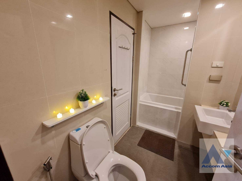 8  1 br Condominium For Rent in Sukhumvit ,Bangkok BTS Phra khanong at Le Luk AA36518