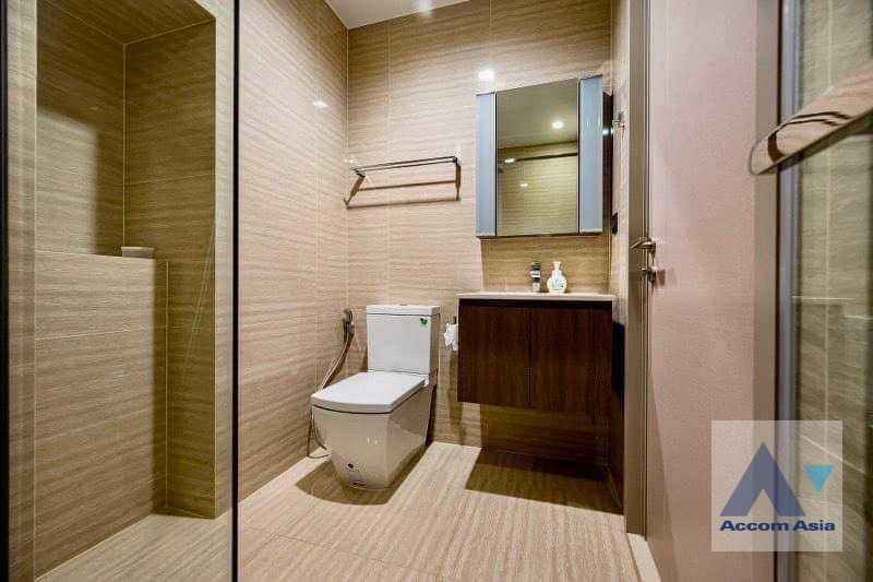 10  1 br Condominium For Sale in Ratchadaphisek ,Bangkok MRT Rama 9 at THE LINE Asoke Ratchada AA36520