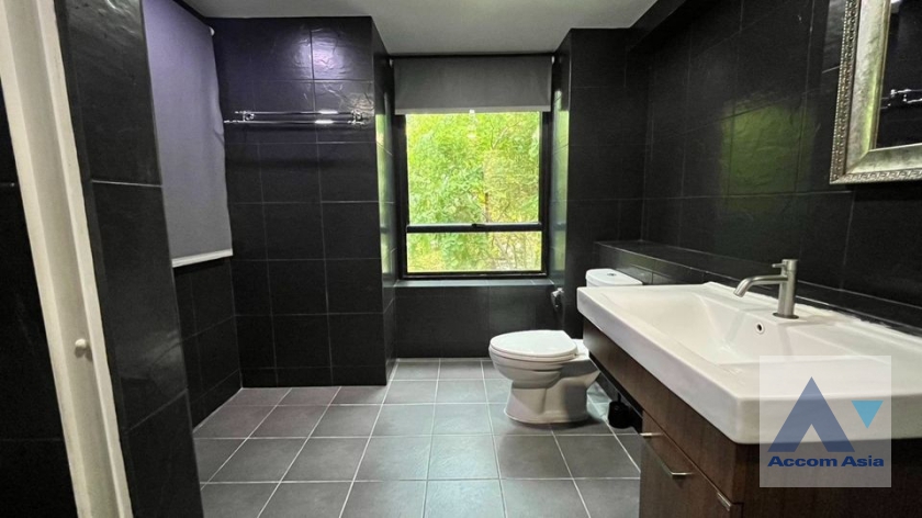 11  2 br Condominium For Rent in Sathorn ,Bangkok MRT Khlong Toei at Yen Akard Garden AA36528