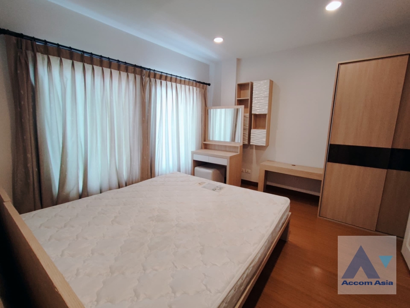 8  3 br Townhouse For Rent in Lat Phrao ,Bangkok  at Baan Klang Muang The Paris Rama 9-Ramkamhaeng AA36533