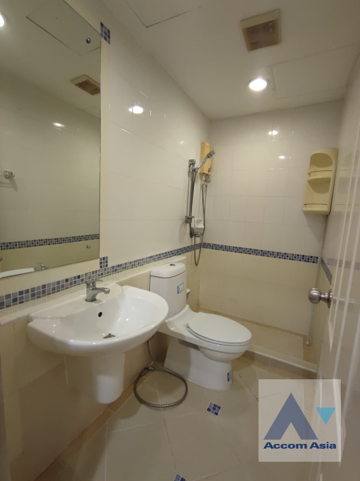 11  3 br Townhouse For Rent in Lat Phrao ,Bangkok  at Baan Klang Muang The Paris Rama 9-Ramkamhaeng AA36533