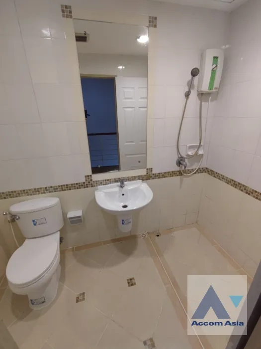 12  3 br Townhouse For Rent in Lat Phrao ,Bangkok  at Baan Klang Muang The Paris Rama 9-Ramkamhaeng AA36533