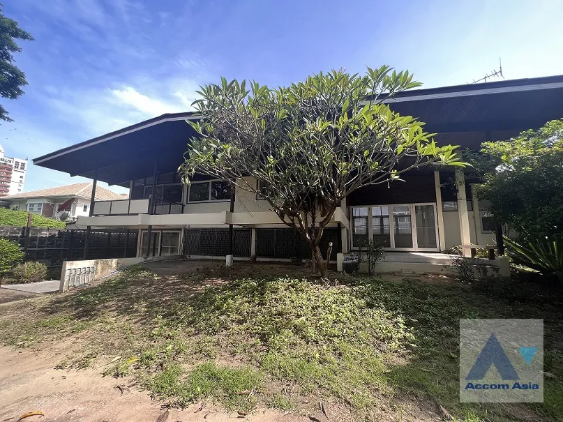 unitHome Office |  House For Rent in Sukhumvit, Bangkok  near BTS Ekkamai (AA36548)