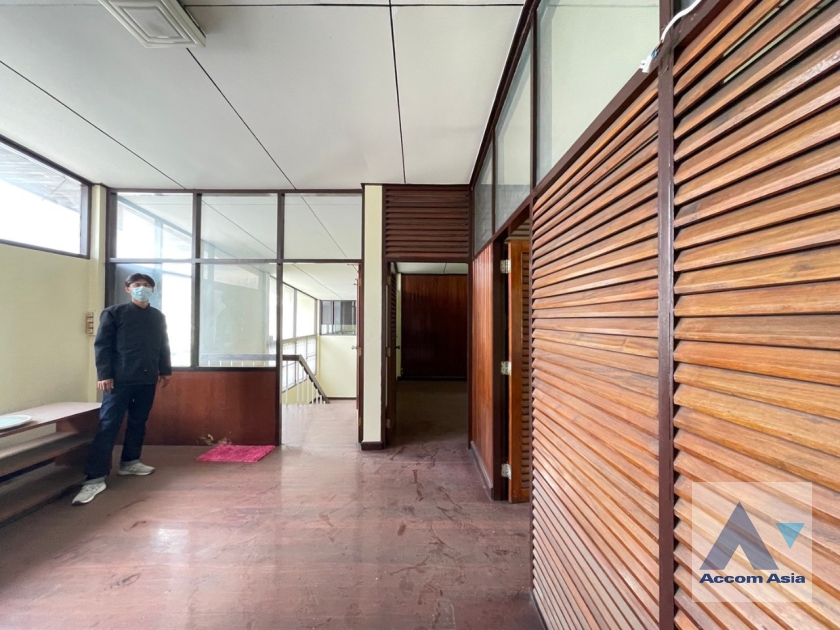 13  House For Rent in Sukhumvit ,Bangkok BTS Ekkamai AA36548