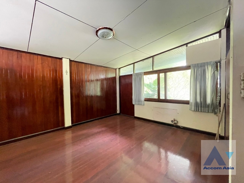 21  House For Rent in Sukhumvit ,Bangkok BTS Ekkamai AA36548