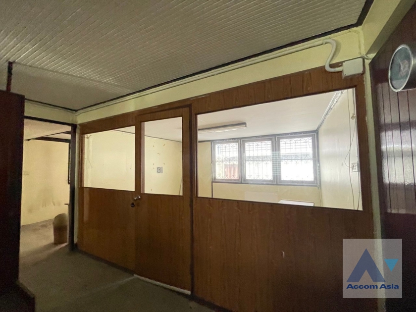 26  House For Rent in Sukhumvit ,Bangkok BTS Ekkamai AA36548