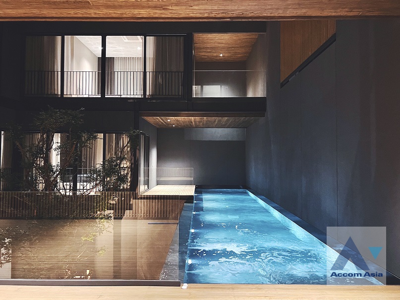  1  4 br House for rent and sale in Pattanakarn ,Bangkok ARL Ramkhamhaeng AA36555