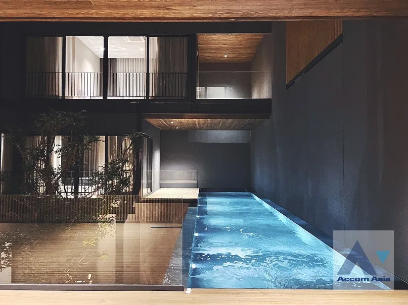 unitPrivate Swimming Pool, Pet friendly |  4 Bedrooms  House For Rent & Sale in Pattanakarn, Bangkok  near ARL Ramkhamhaeng (AA36555)