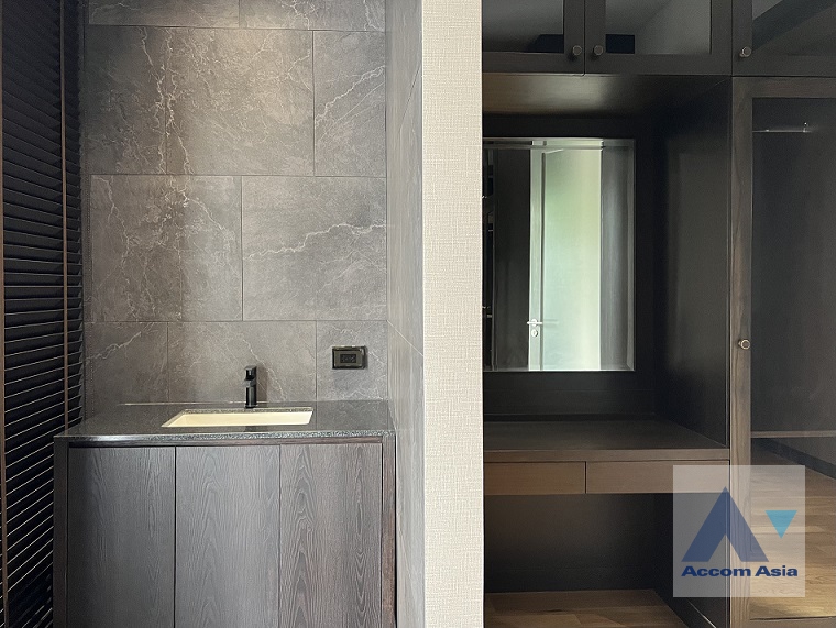 15  4 br House for rent and sale in Pattanakarn ,Bangkok ARL Ramkhamhaeng AA36555