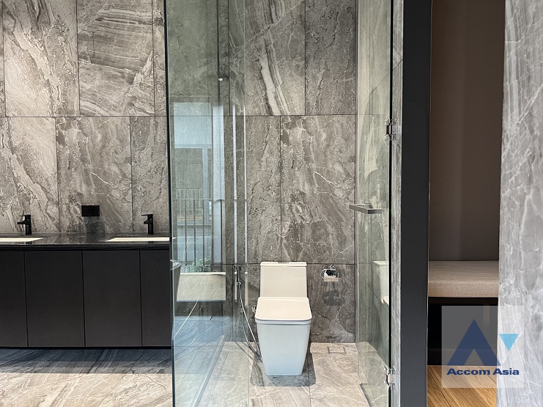 16  4 br House for rent and sale in Pattanakarn ,Bangkok ARL Ramkhamhaeng AA36555