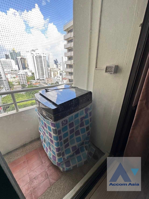 8  2 br Condominium For Rent in Sukhumvit ,Bangkok BTS Nana at Saranjai mansion AA36558