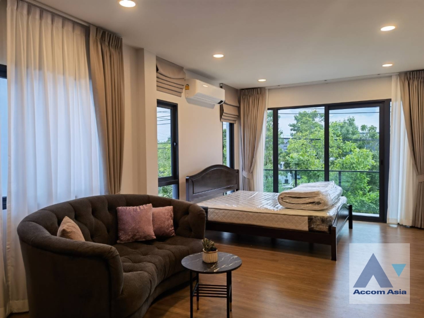 9  4 br House for rent and sale in Samutprakan ,Samutprakan  at Centro Bangna AA36563