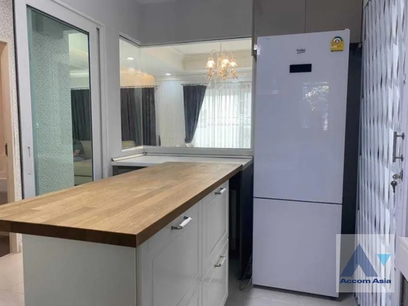 4  3 br House For Rent in Samutprakan ,Samutprakan  at House AA36564