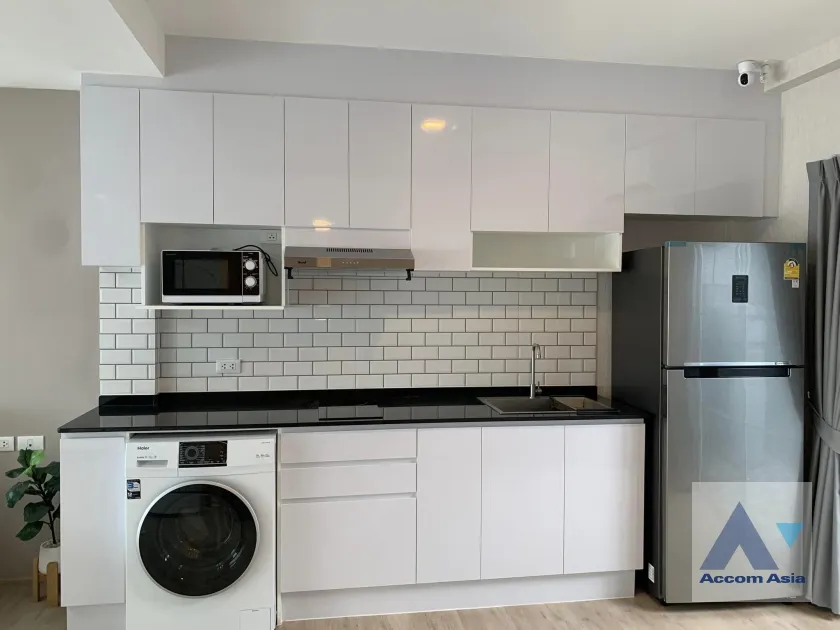 unit 2 Bedrooms  Townhouse For Rent in Pattanakarn, Bangkok  near BTS Udomsuk (AA36571)